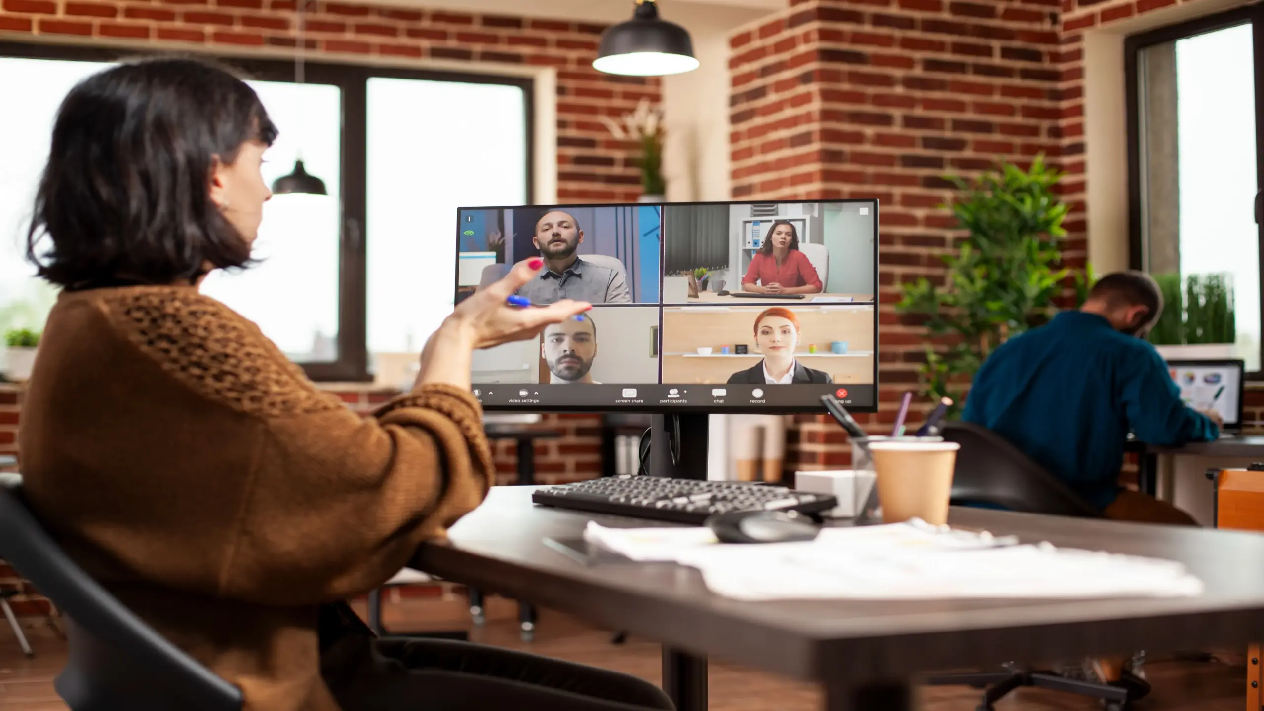 an industry expert speaker giving a live webinar to attendees
